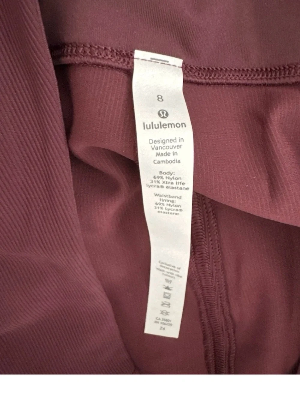LuluLemon Stretchy Size 8 Burgundy A New Route Below The Knee Pencil Skirt